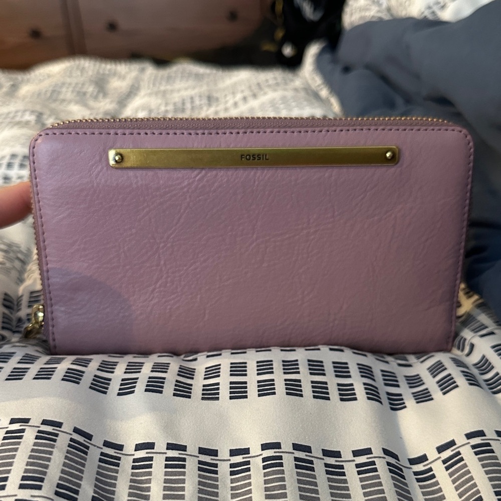 Fossil Lavender Zip Wallet with Gold-Tone Plaque
